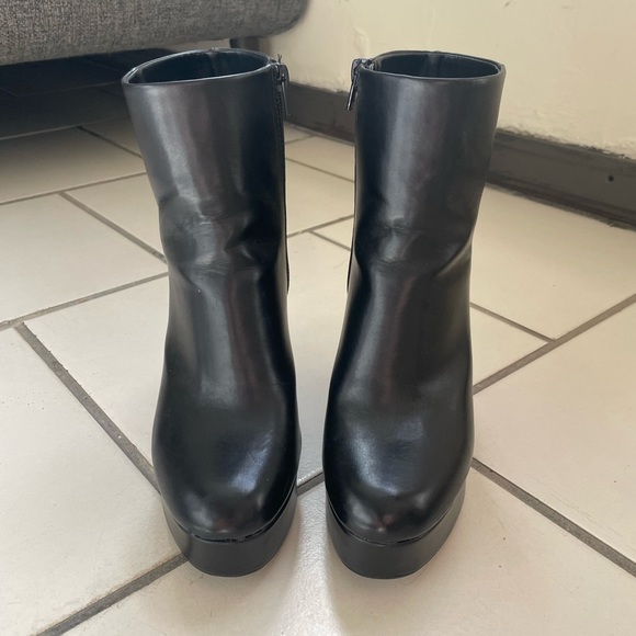 Chelsea Wedge Ankle Boots - Picture 2 of 8